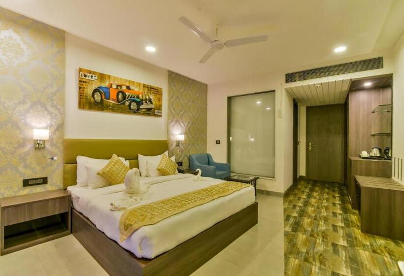 带阳台的高级房间, Ramatan Resort