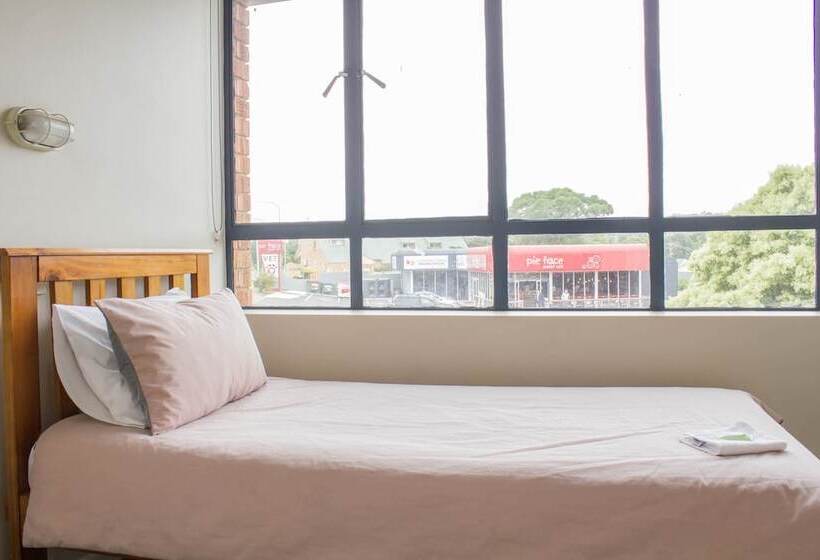 스탠다드 싱글 룸, Figtree