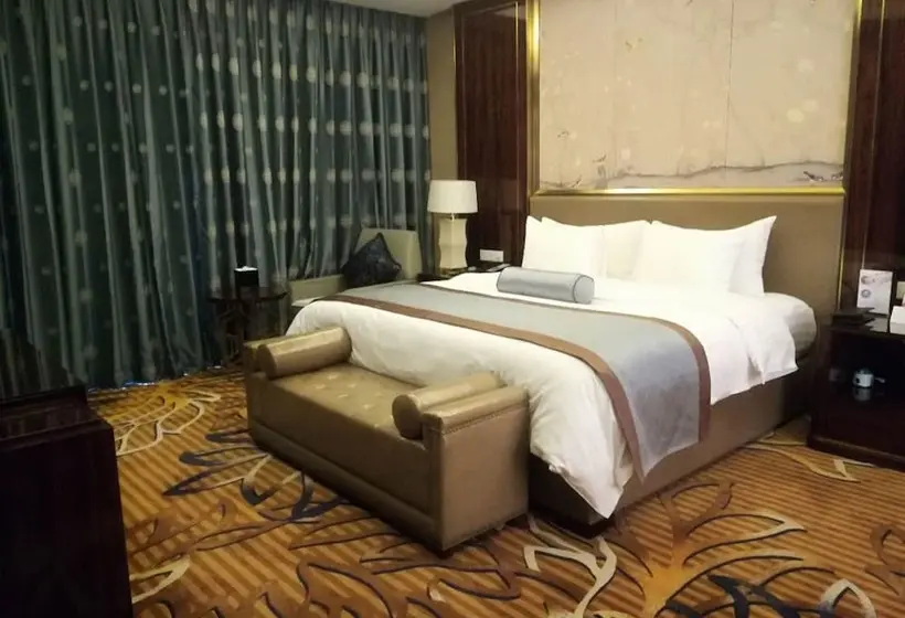 デラックススイート, Hualuxe Leshan, An Ihg