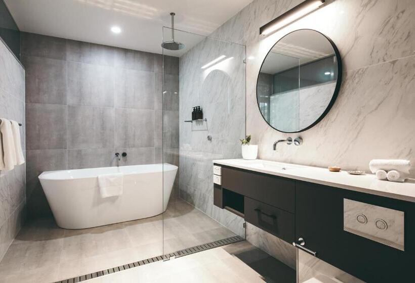 غرفة قياسية سرير ملكى, Maylands Lodge