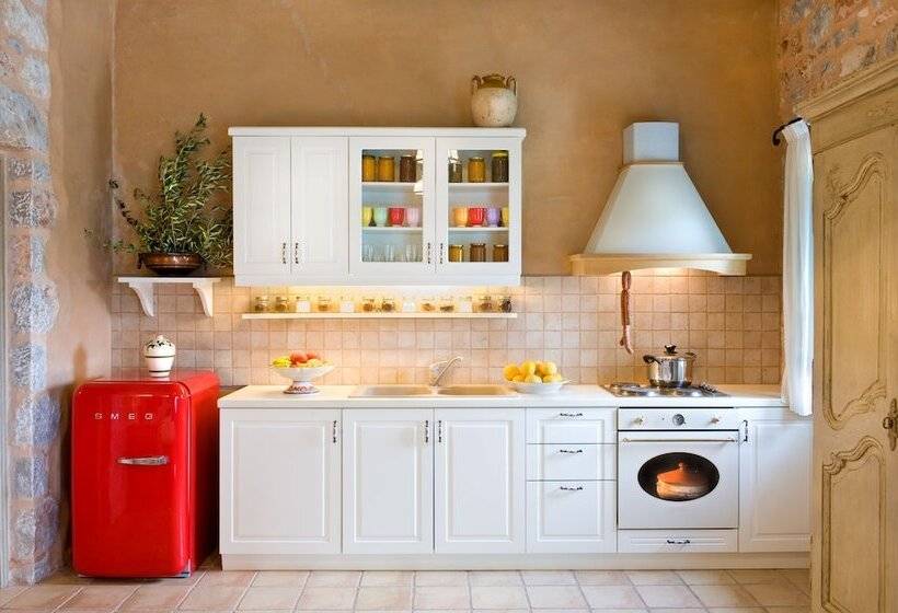 إستوديو قياسى مطلّ علي الحديقة, Pandora