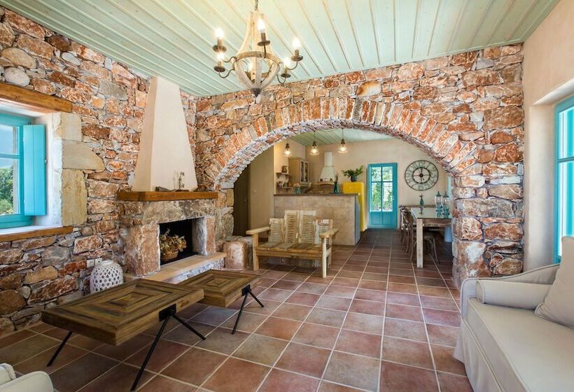 جناح مطلّ علي البحر, Pandora