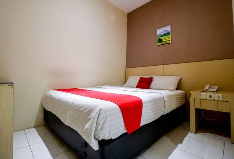اتاق استاندارد, Reddoorz Near Pasar Tarapung Siring Banjarmasin