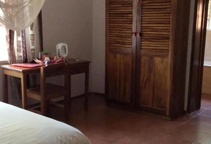 اتاق لوکس, Tabonina Guesthouse