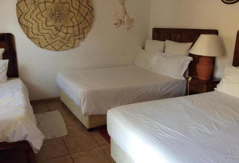 اتاق لوکس خانوادگی, Tabonina Guesthouse