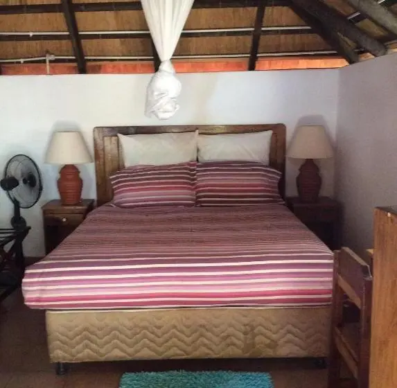 کلبه ییلاقی, Tabonina Guesthouse
