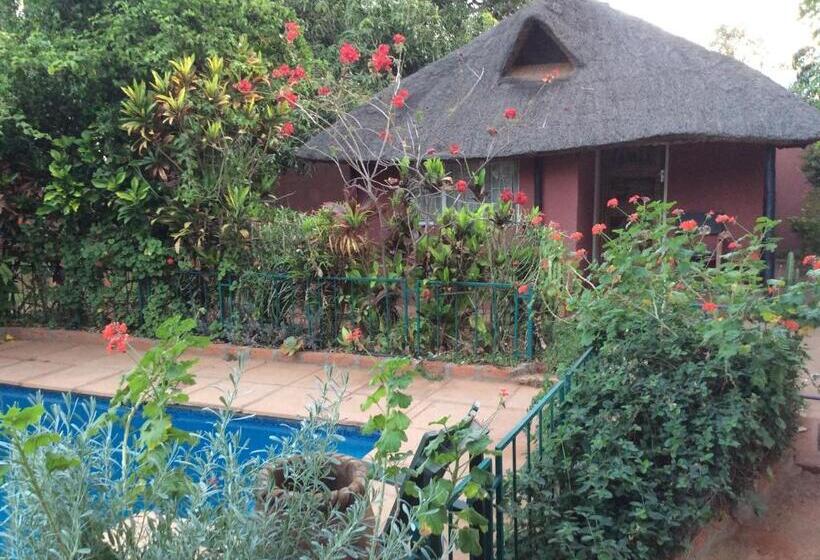 کلبه ییلاقی, Tabonina Guesthouse