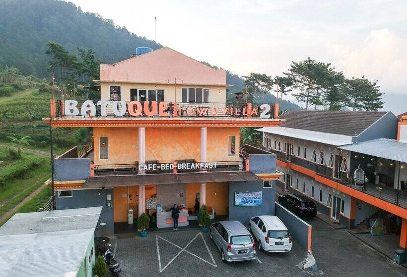 Вилла Deluxe 3 Спальни, Batuque Town Villa 2