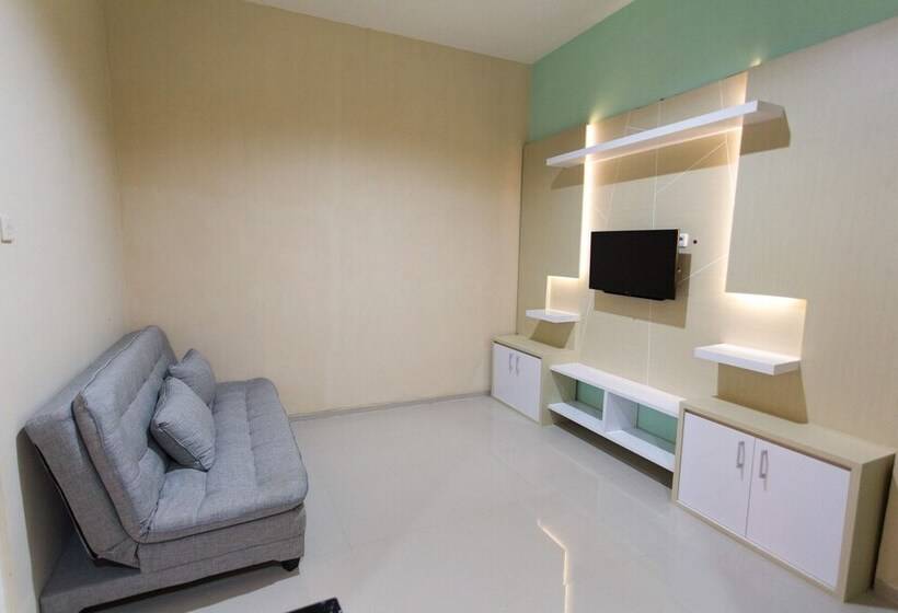 Вилла Deluxe 3 Спальни, Batuque Town Villa 2