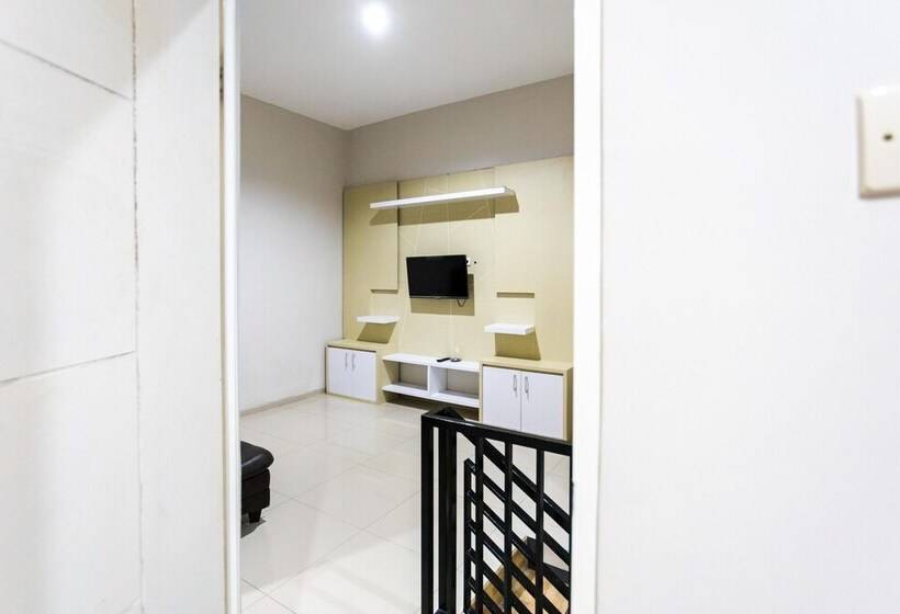 Вилла Deluxe 3 Спальни, Batuque Town Villa 2