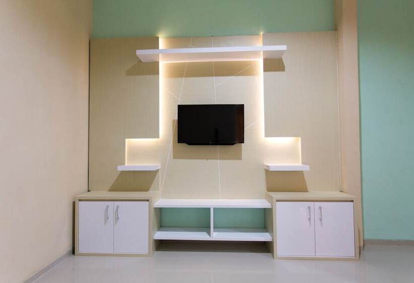 Вилла Deluxe 3 Спальни, Batuque Town Villa 2