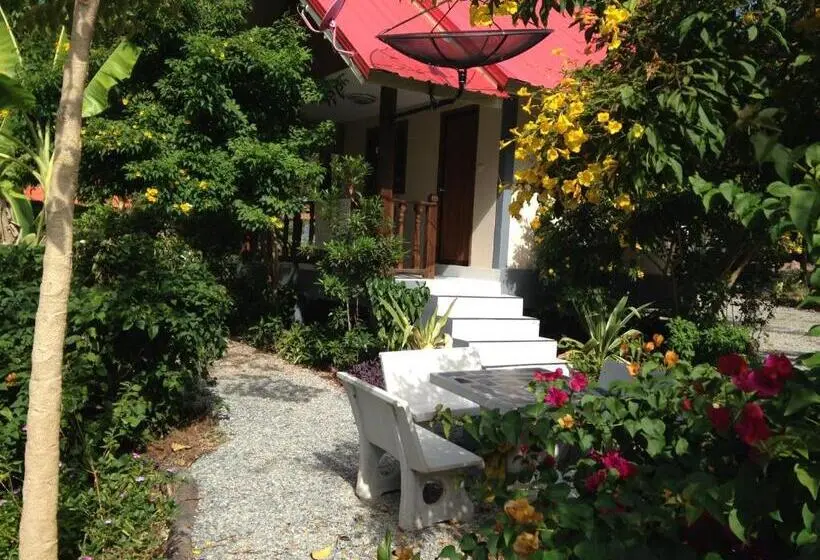スーペリアーバンガロー, Areeya Resort