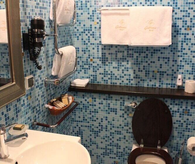 חדר סטנדרט, Casablanca