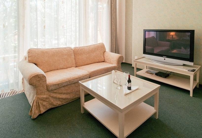 סוויטה דלוקס, Casablanca