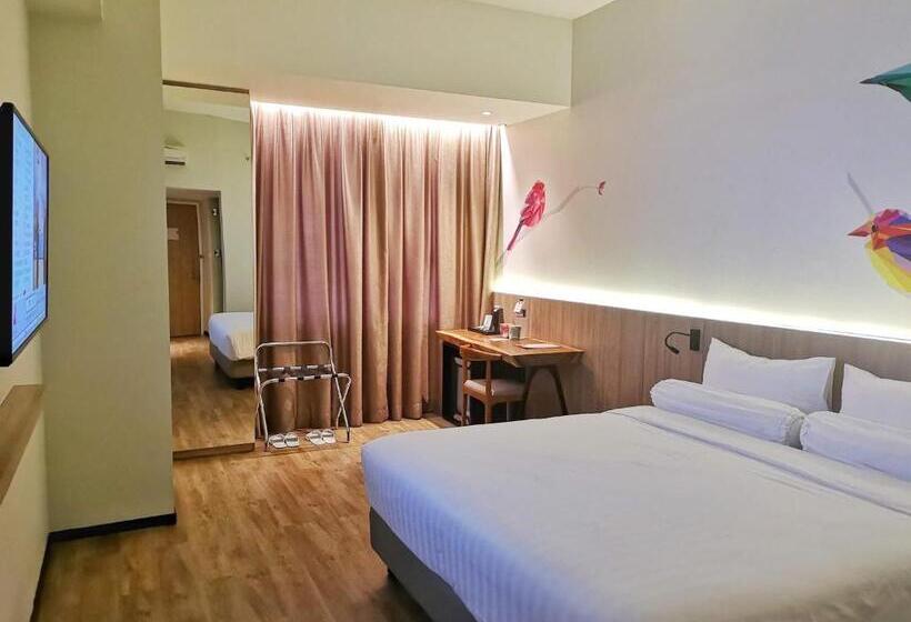 Номер Superior, The Zuri Hotel Palembang