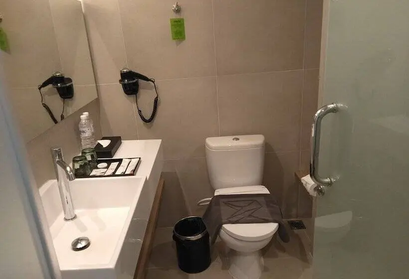 デラックスルーム, The Zuri Hotel Palembang