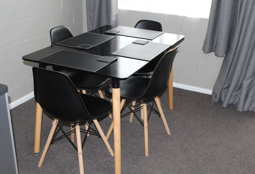 스위트, Amble In Motel