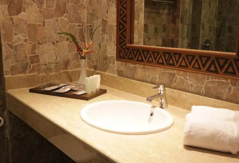 Deluxe Room Mountain View, Baobab Safari Resort