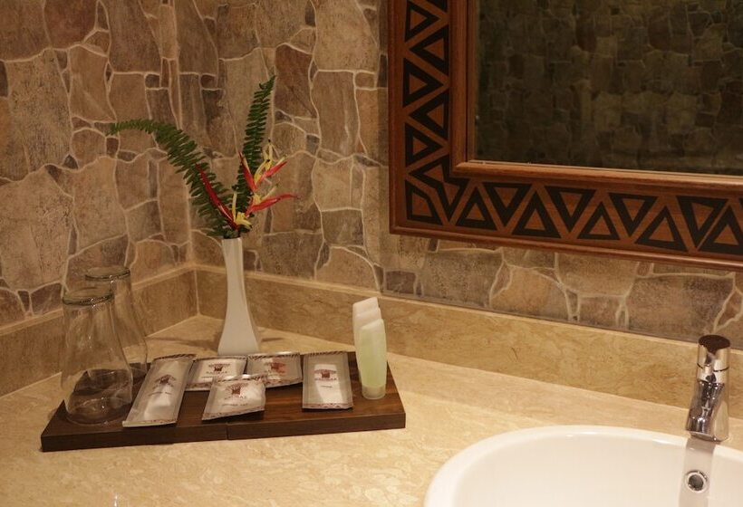 带山景的复式房间, Baobab Safari Resort