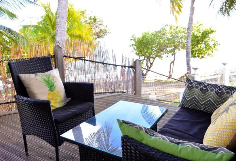 بانگلوی استاندارد, Brise Marine