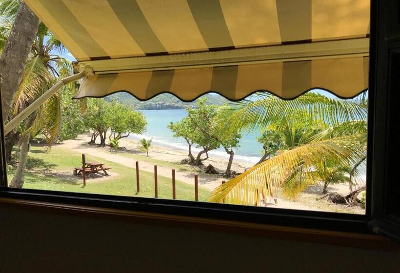 بانگلوی استاندارد, Brise Marine