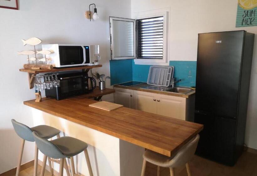 سوییت با چشم‌انداز دریا, Brise Marine