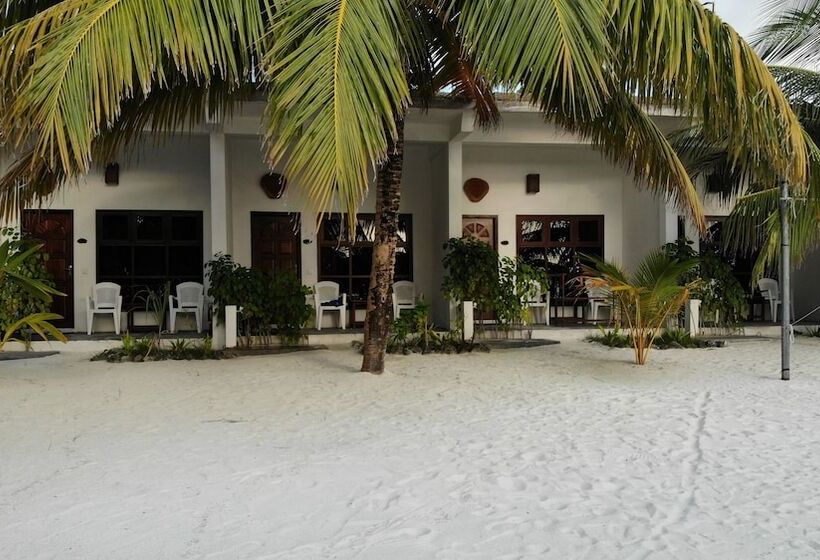 اتاق خانوادگی با چشم‌انداز دریا, Lagoon View Maldives