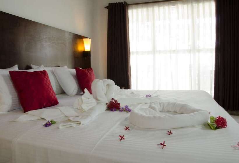 اتاق خانوادگی با چشم‌انداز دریا, Lagoon View Maldives