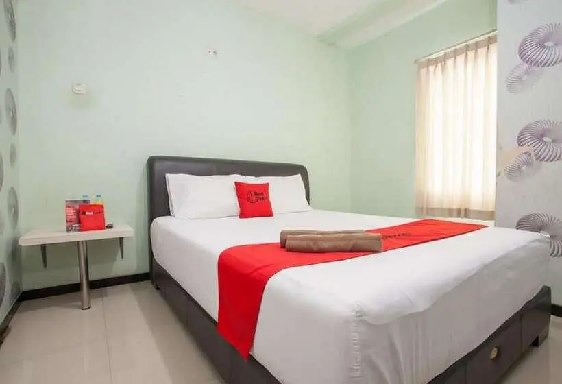 Habitació Economy, Reddoorz @ Raya Tidar