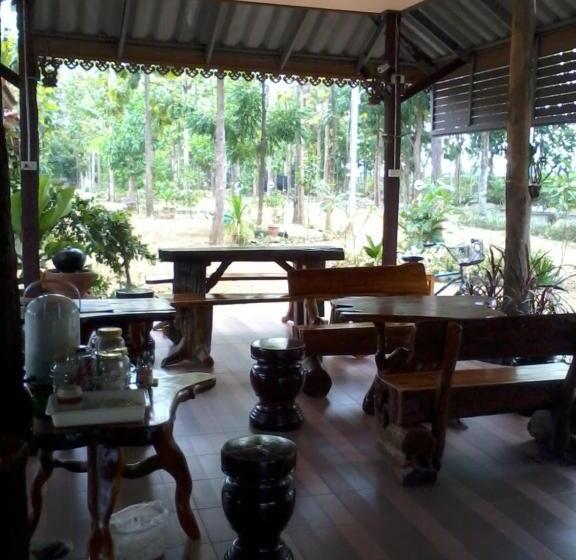 غرفة عائلية, Sakthong Resort