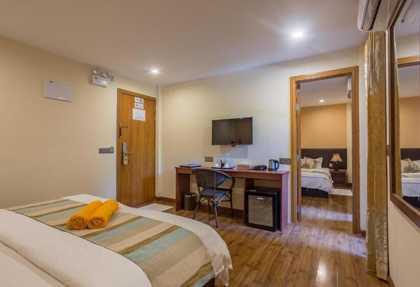 اتاق لوکس خانوادگی, West Sands