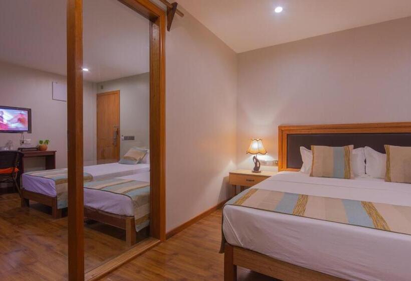 آپارتمان خانوادگی, West Sands