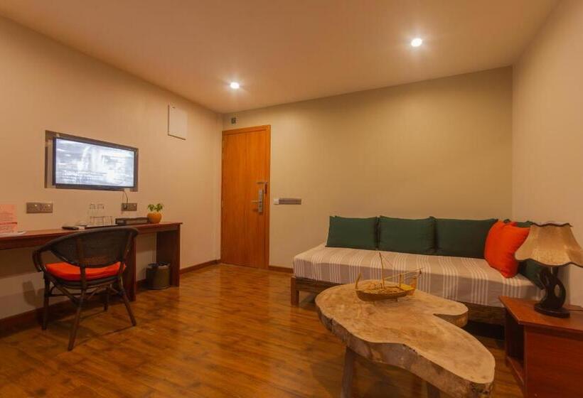 آپارتمان خانوادگی, West Sands