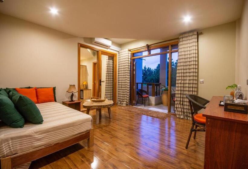 آپارتمان خانوادگی, West Sands