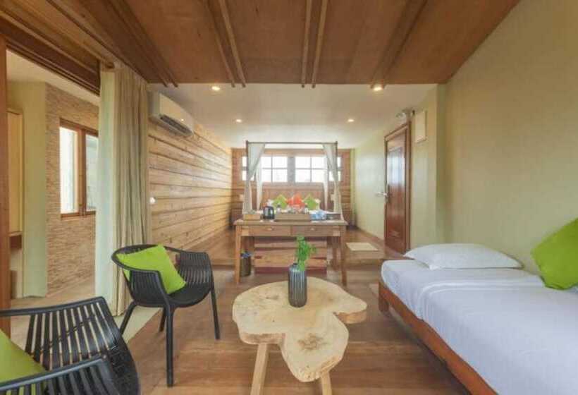 سوئیت با وان آب گرم, West Sands