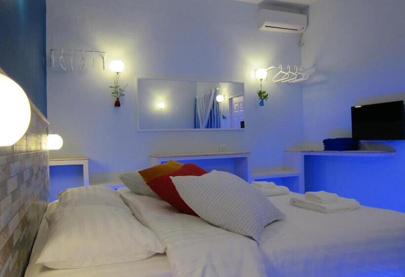 اتاق خانوادگی, Sealavie Inn