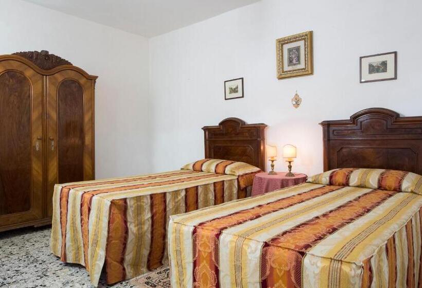 庭の見える１ベッドルームアパートメント, Borgo Villa Certano   Case Vacanza In Toscana