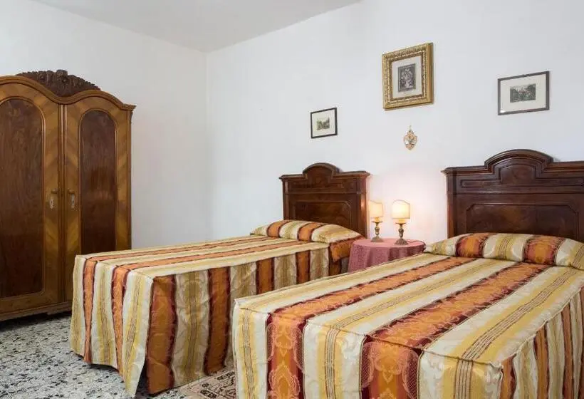 庭の見える1ベッドルームアパートメント, Borgo Villa Certano Case Vacanza In Toscana
