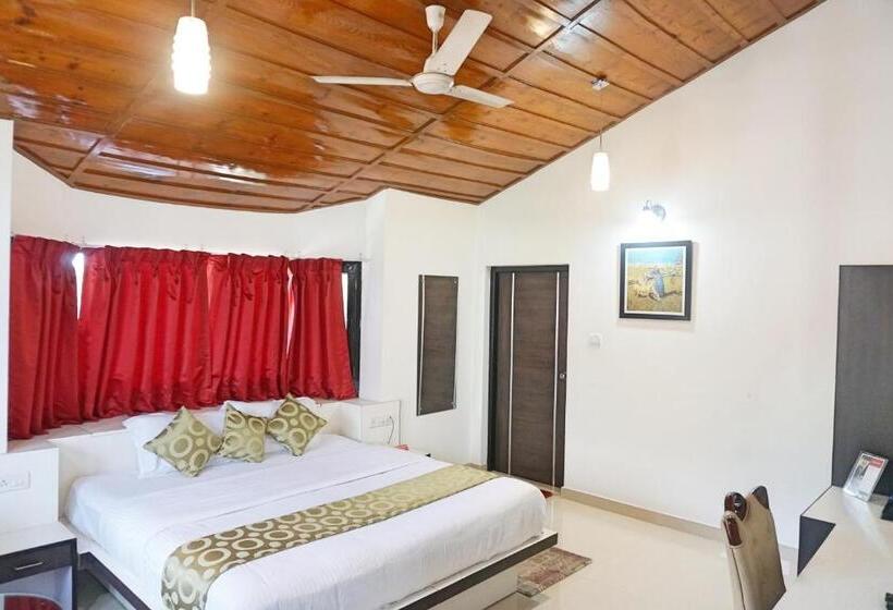 חדר סופריור, Ess & Bee Resorts