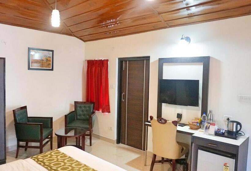 חדר סופריור, Ess & Bee Resorts