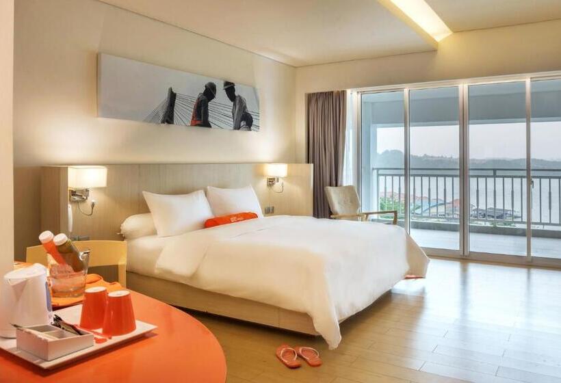 Люкс, Harris Resort Barelang Batam