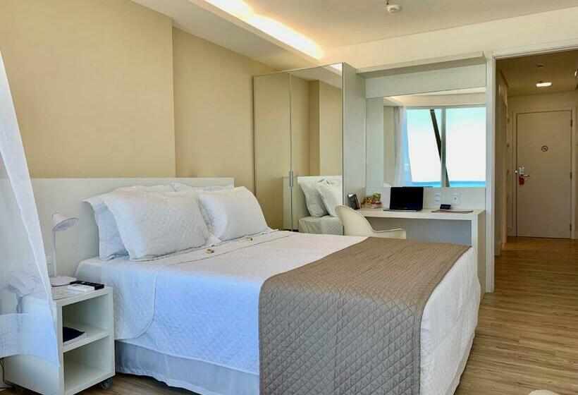 جناح إدارى مطل على البحر, Brisa Suítes Pajuçara