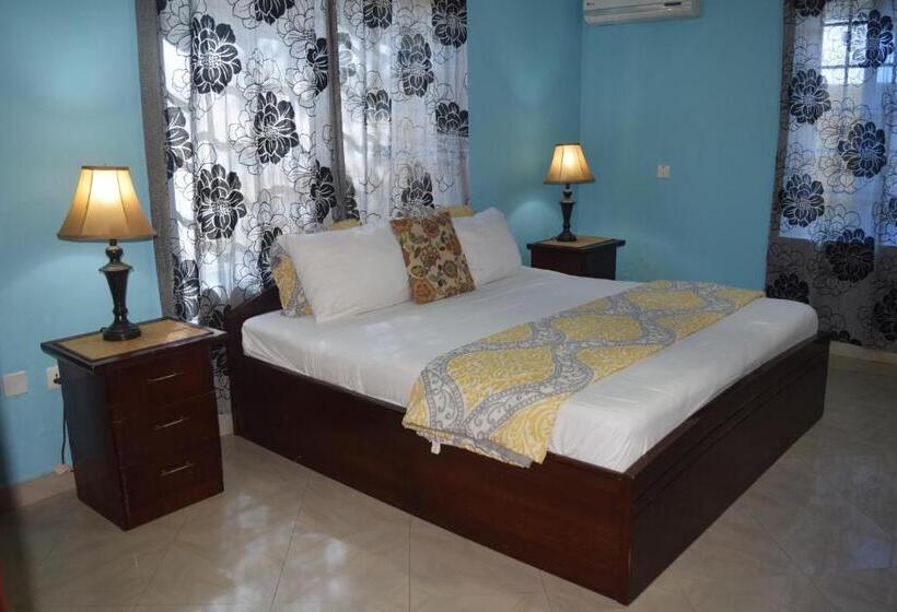 Номер Deluxe, Coconut Pointe Villa & Beach Resort
