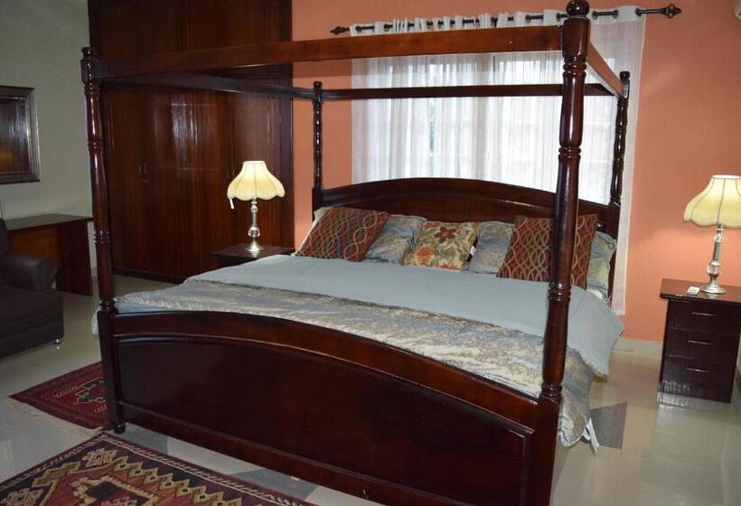Люкс Кровать Кинг, Coconut Pointe Villa & Beach Resort