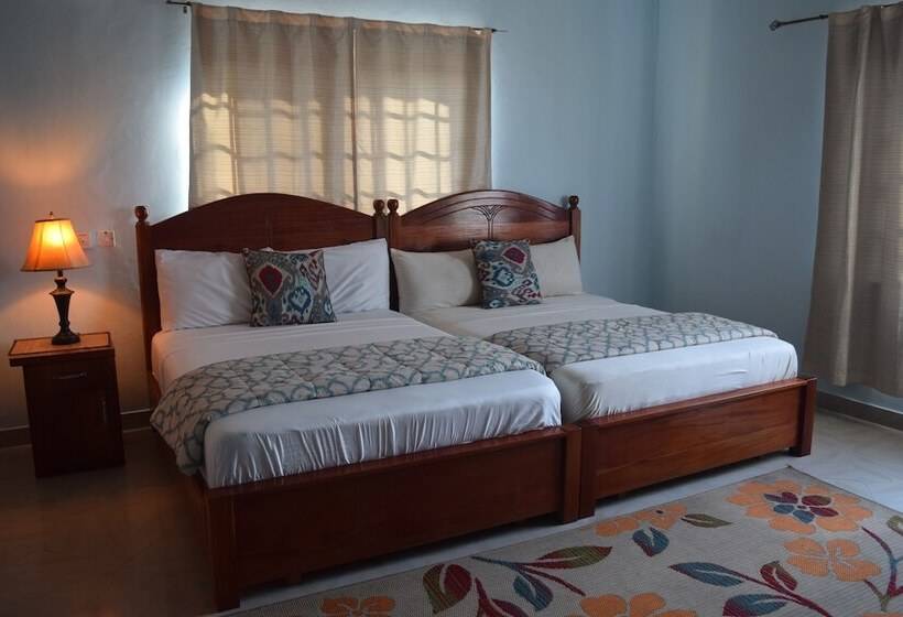 اتاق لوکس, Coconut Pointe Villa & Beach Resort