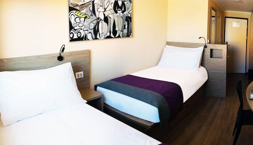 スタンダードルーム, Modular Express Calama