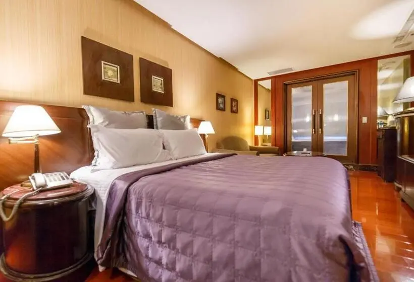 اتاق استاندارد, Love Tree Motel
