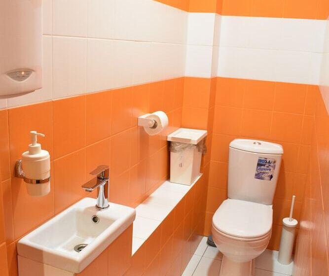 Кровать в Общей Комнате, Podushkinn   Hostel