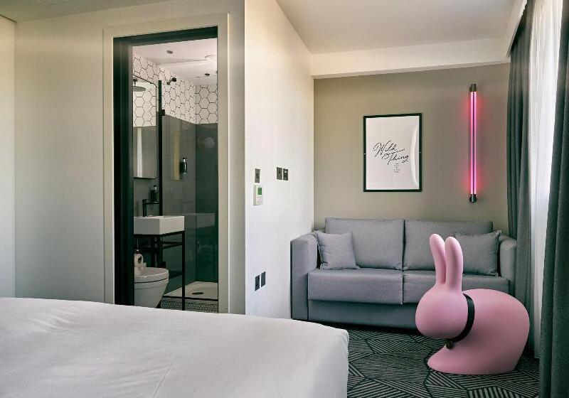 套房, Assembly Leicester Square