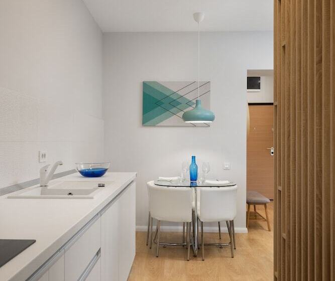 اتاق استاندارد با بالکن, Athina Suites